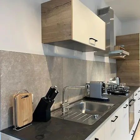 Appartement 4younic Glonn1 * Boxspring * Jacuzzi * Netflix*65“ Glonn